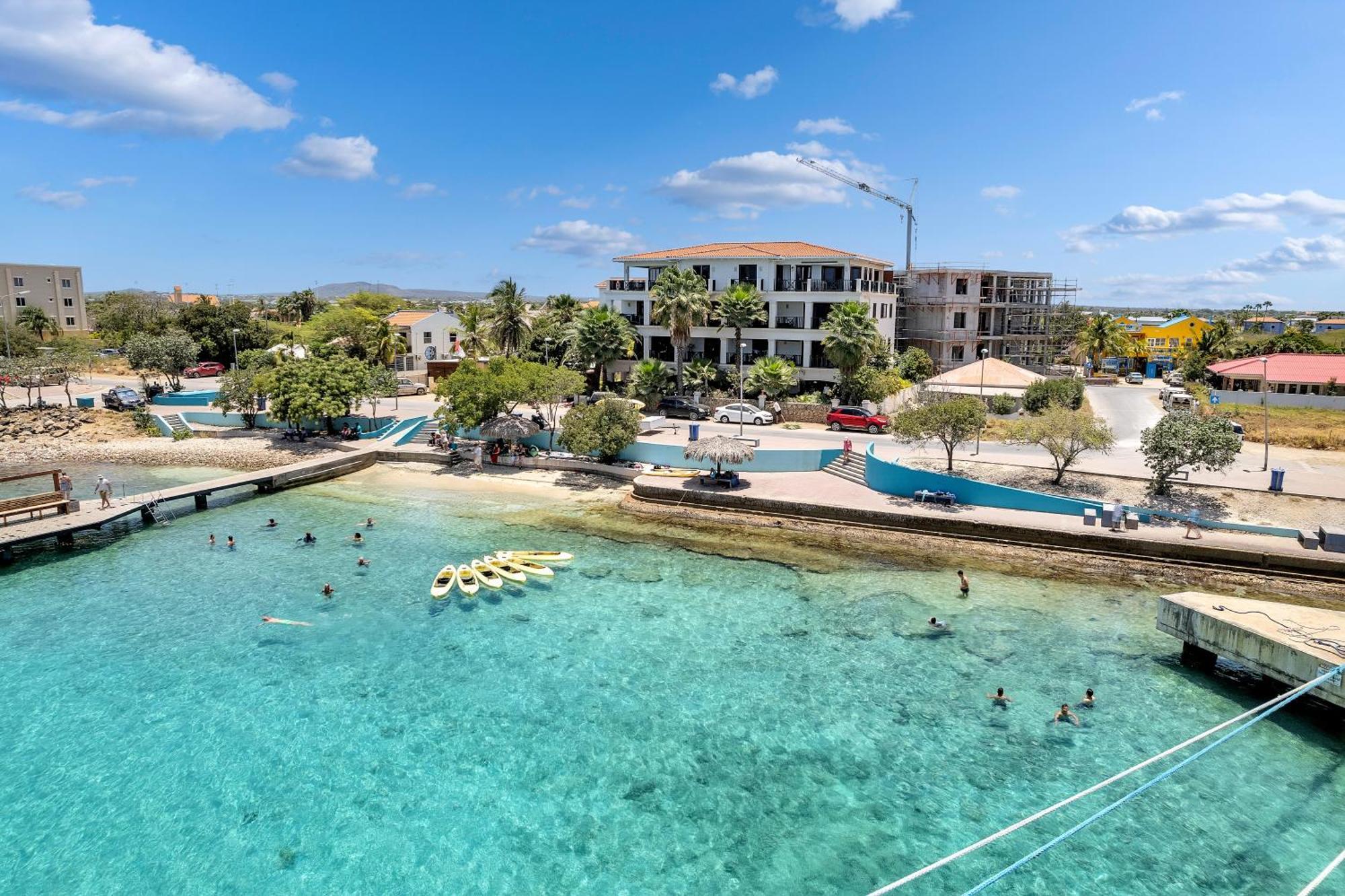 Bonaire Apartment Кралендижк Екстериор снимка